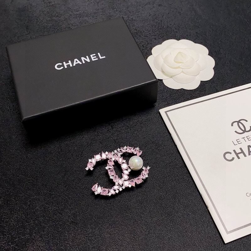 Chanel Brooch 09yxs83